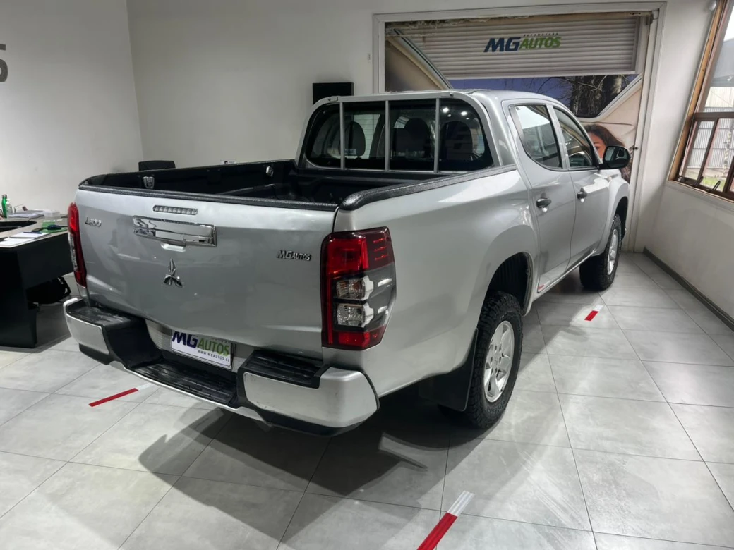 imagen 0 de vehiculo con id 2135